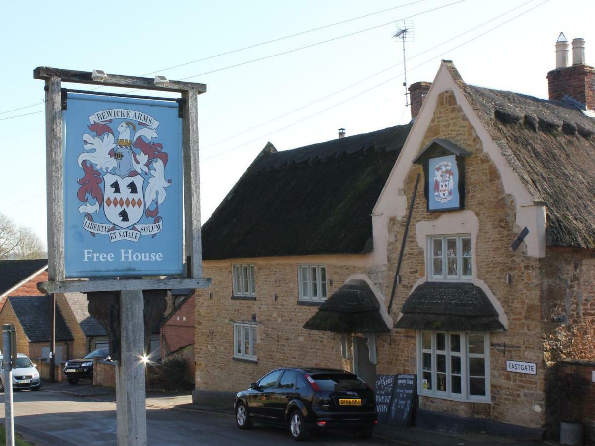 Bed and Breakfast The Bewicke Arms Hallaton Exterior foto