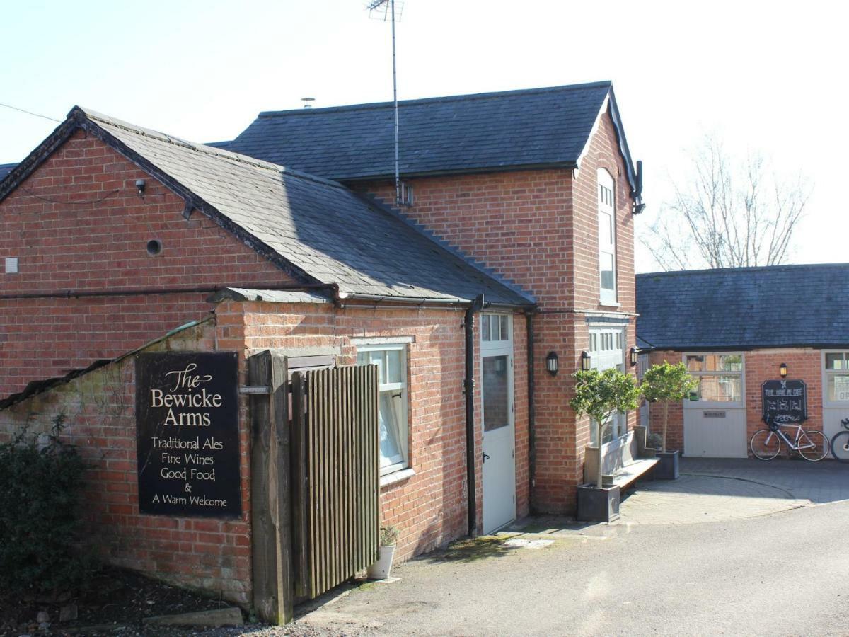 Bed and Breakfast The Bewicke Arms Hallaton Exterior foto